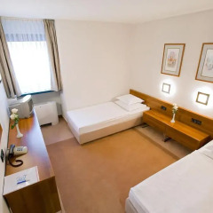 Hotel Laguna 3* Стандартный номер с различными типами кроватей фото 5