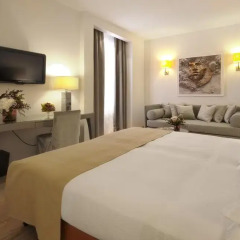 Отель Starhotels Michelangelo 4* Улучшенный номер с различными типами кроватей фото 22