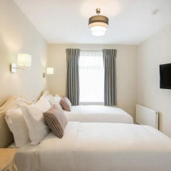 Отель Docklands Lodge London 3* Улучшенный номер с 2 отдельными кроватями фото 4