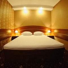 Mir Hotel In Rovno 3* Полулюкс фото 3
