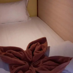 2W Beach Hostel Кровать в общем номере