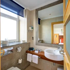 The Caleta Hotel Health, Beauty & Conference Centre 4* Стандартный номер с различными типами кроватей фото 9