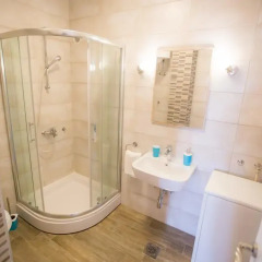 Отель Apatments Vuka Karadzica Сербия, Белград - отзывы, цены и фото номеров - забронировать отель Apatments Vuka Karadzica онлайн ванная