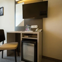 Отель Corvin Hotel Budapest Венгрия, Будапешт - 3 отзыва об отеле, цены и фото номеров - забронировать отель Corvin Hotel Budapest онлайн удобства в номере