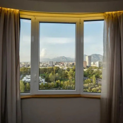 Sky Hotel 4* Семейный люкс с двуспальной кроватью фото 3
