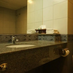 Отель Bangkok City Inn Бангкок ванная