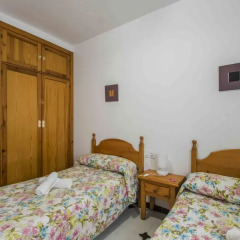 Отель Hostal Pericón Испания, Кониль-де-ла-Фронтера - отзывы, цены и фото номеров - забронировать отель Hostal Pericón онлайн комната для гостей фото 3