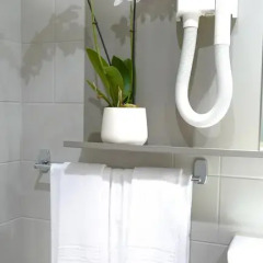 Atlas Hotel Brussels 3* Стандартный номер с различными типами кроватей фото 9