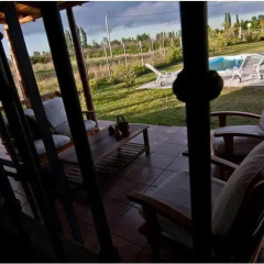 Отель CabaÑas La Victoria Сан-Рафаэль гостиничный бар