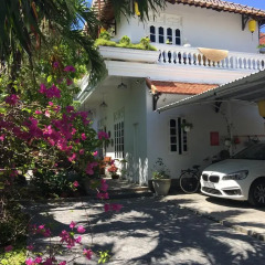 Отель Bamboo Homestay парковка