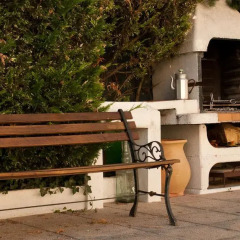 Отель Pension Arkano Etxea с домашними животными