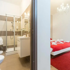 Отель Rione Monti Suites Стандартный номер с двуспальной кроватью фото 7
