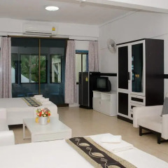 Отель Allstar Guesthouse 2* Стандартный семейный номер разные типы кроватей фото 5