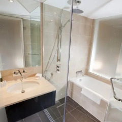 Отель Dorsett Shepherds Bush 4* Представительский номер с двуспальной кроватью фото 2
