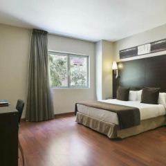 Hotel Front Maritim 4* Номер Бизнес с различными типами кроватей фото 2