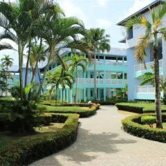 Отель Grand Paradise Playa Dorada - All Inclusive 3* Улучшенный номер с различными типами кроватей фото 5