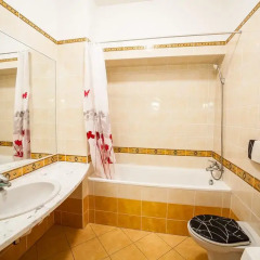 Отель Oldtown Palasta Apartments Латвия, Рига - отзывы, цены и фото номеров - забронировать отель Oldtown Palasta Apartments онлайн ванная