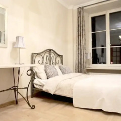 Отель AAA STAY Castle Square Old Town комната для гостей