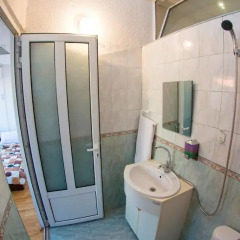 Отель Sofia Central Guest Rooms Стандартный номер с различными типами кроватей фото 8