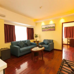 Отель Chicago Suites International 4* Люкс повышенной комфортности фото 2