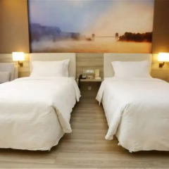 Atour Hotel 3* Улучшенный номер с 2 отдельными кроватями фото 5