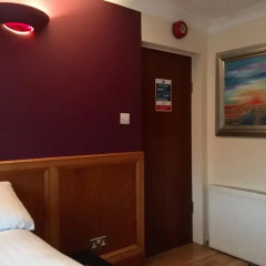 The Excelsior Hotel Лондон удобства в номере