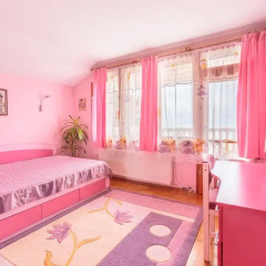 Отель House Kalina детские мероприятия