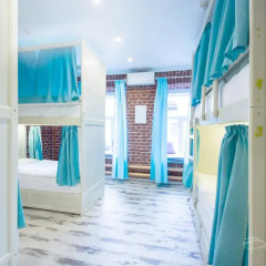 Nereus Hostel near Kremlin Кровать в мужском общем номере двухъярусные кровати фото 7