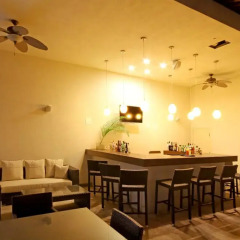 Отель Holiday inn Acapulco La Isla гостиничный бар