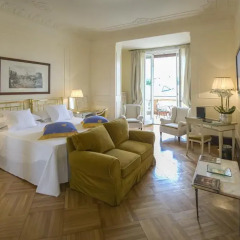 Grand Hotel Plaza 5* Номер Делюкс с различными типами кроватей