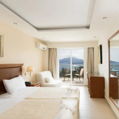 Avalon Hotel 4* Стандартный номер фото 11