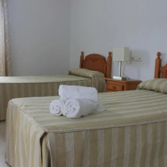 Отель Hostal El Arco Стандартный номер с различными типами кроватей