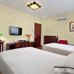 Hanoi Imperial Hotel 4* Улучшенный номер с различными типами кроватей фото 4
