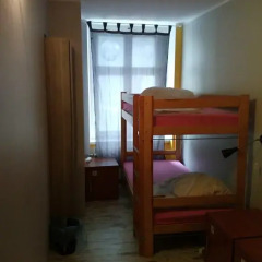 Frolic Goats Hostel Кровать в общем номере с двухъярусной кроватью фото 11
