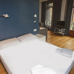 Отель Las Ramblas Suites Барселона комната для гостей фото 2