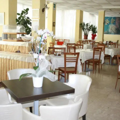 Hotel Bellerofonte Римини питание
