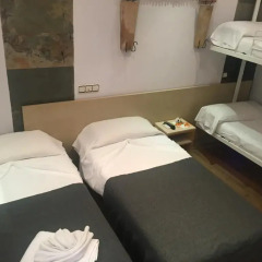 Отель Hostal La Plata комната для гостей фото 2