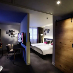 Отель pentahotel Liège 4* Люкс с различными типами кроватей фото 3