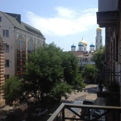 Гостиница Современные апартаменты в центре города Одесса Украина, Одесса - отзывы, цены и фото номеров - забронировать гостиницу Современные апартаменты в центре города Одесса онлайн балкон