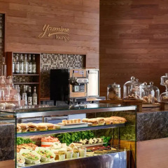 Отель Swissôtel Al Ghurair Dubai (ex.Al Ghurair Arjaan by Rotana) ОАЭ, Дубай - отзывы, цены и фото номеров - забронировать отель Swissôtel Al Ghurair Dubai (ex.Al Ghurair Arjaan by Rotana) онлайн питание