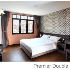 Отель Rambuttri Village Inn & Plaza 3* Улучшенный номер с различными типами кроватей фото 16