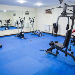 Sharq Hotel фитнесс-зал