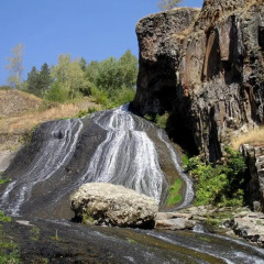 Отель Джермук Санаторий Арарат Армения, Джермук - отзывы, цены и фото номеров - забронировать отель Джермук Санаторий Арарат онлайн приотельная территория