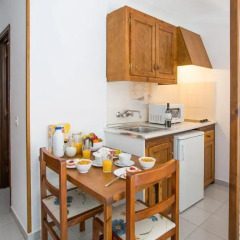 Отель Estel Blanc Apartaments - Adults Only Стандартный номер с различными типами кроватей фото 3