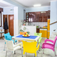 Hostel White Town Белград питание
