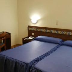 Отель Hostal Felipe V Стандартный номер с 2 отдельными кроватями фото 10