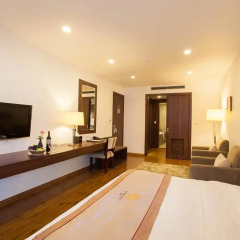 Authentic Hanoi Boutique Hotel 4* Люкс с различными типами кроватей фото 5