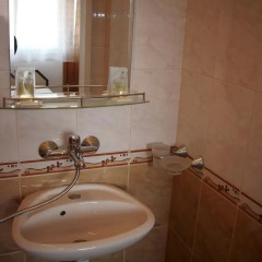 Отель Georgievi Guest House Болгария, Поморие - отзывы, цены и фото номеров - забронировать отель Georgievi Guest House онлайн ванная фото 2