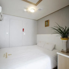 Отель K-Pop Residence Myeong Dong Южная Корея, Сеул - отзывы, цены и фото номеров - забронировать отель K-Pop Residence Myeong Dong онлайн комната для гостей фото 2
