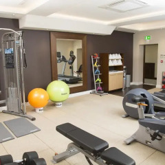 Отель Doubletree by Hilton London Marble Arch фитнесс-зал фото 2